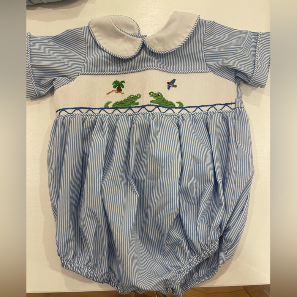 Smocked Bubble